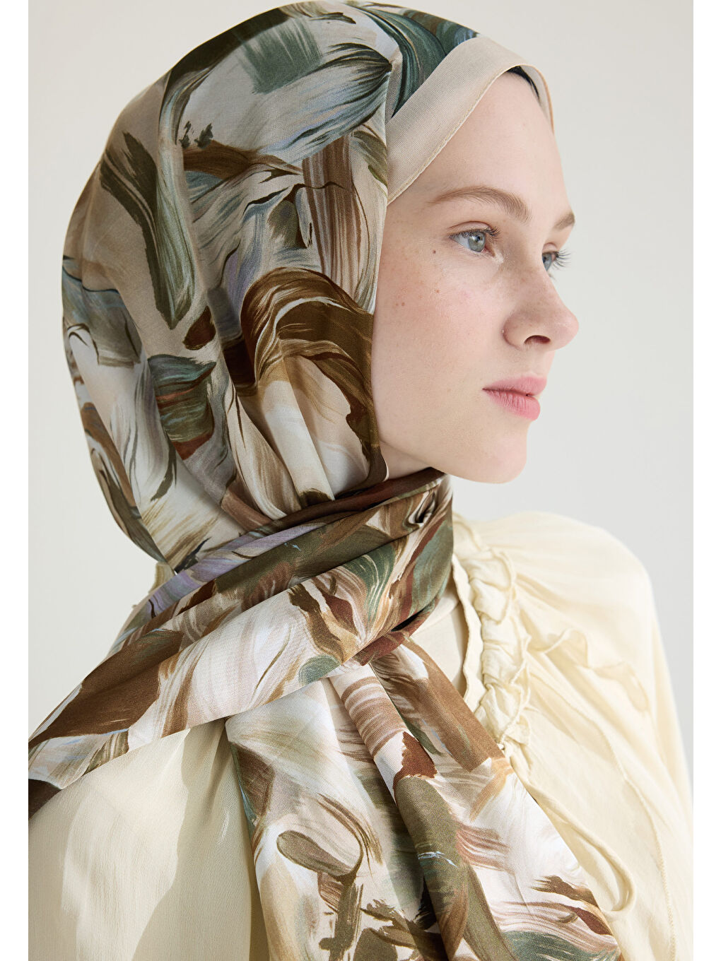 Bej Vanılla Blossom Floş Viskon Şal Nude-2