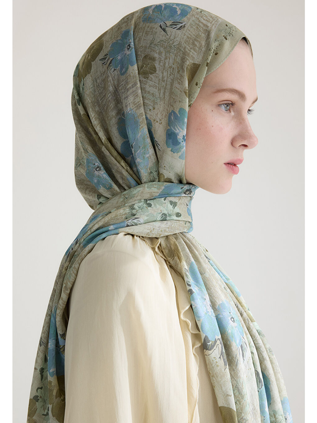 Tıny Garden Floş Viskon Şal Bej-3