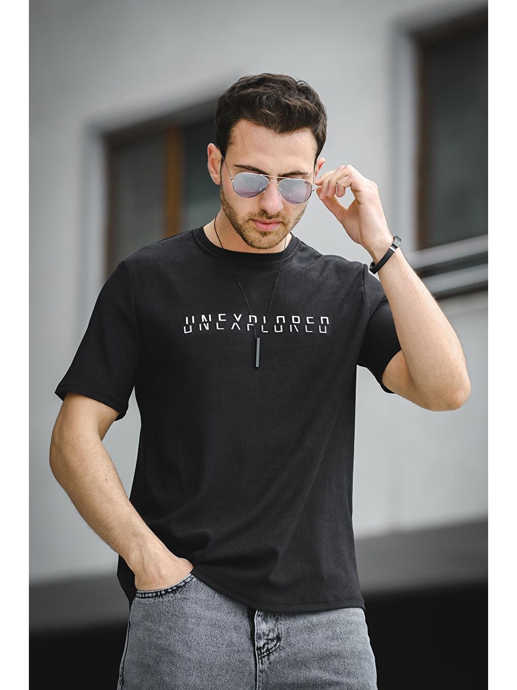 Siyah Unexplored Baskılı Comfort Fit Bisiklet Yaka Likralı Erkek Tişört-1