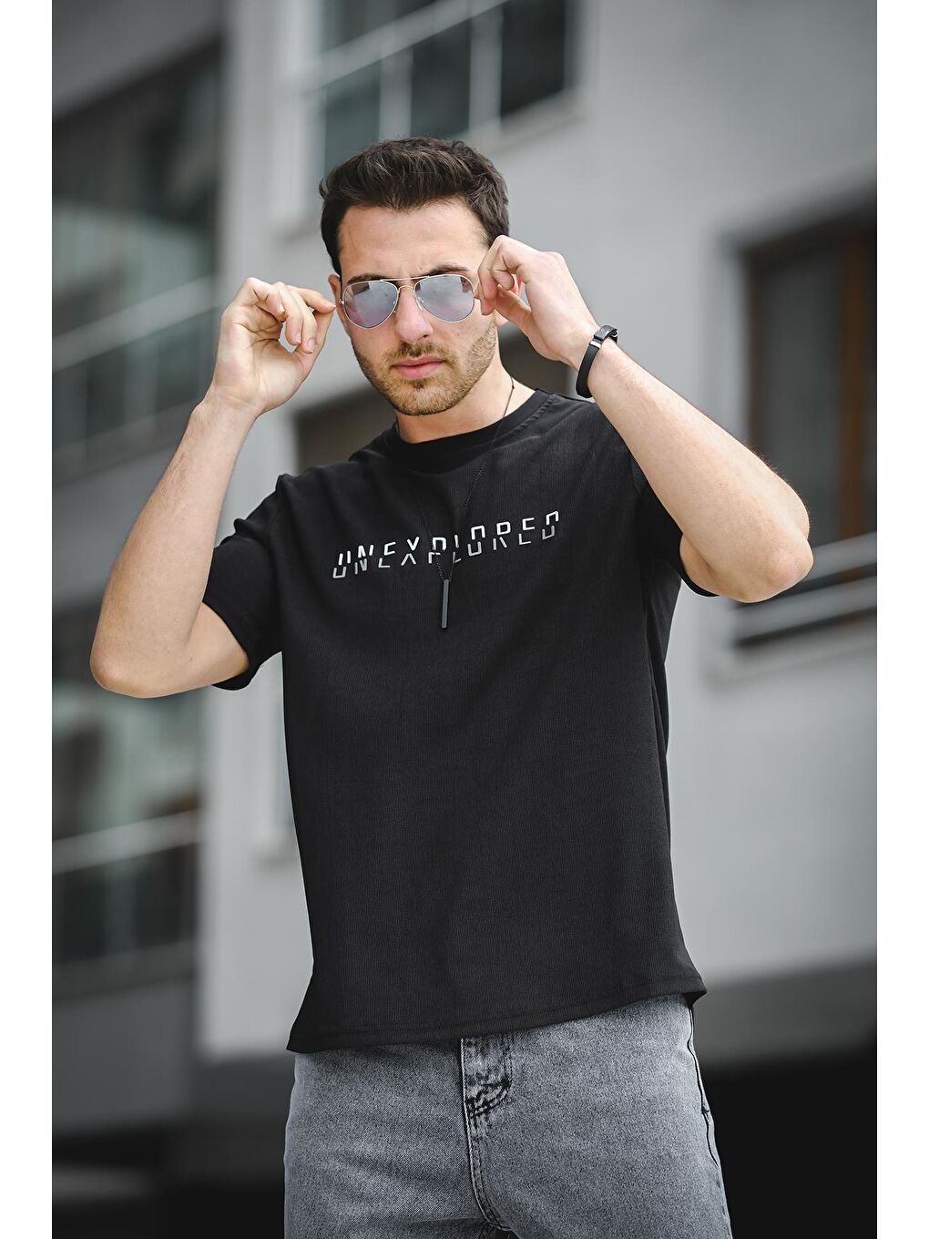 Siyah Unexplored Baskılı Comfort Fit Bisiklet Yaka Likralı Erkek Tişört-2