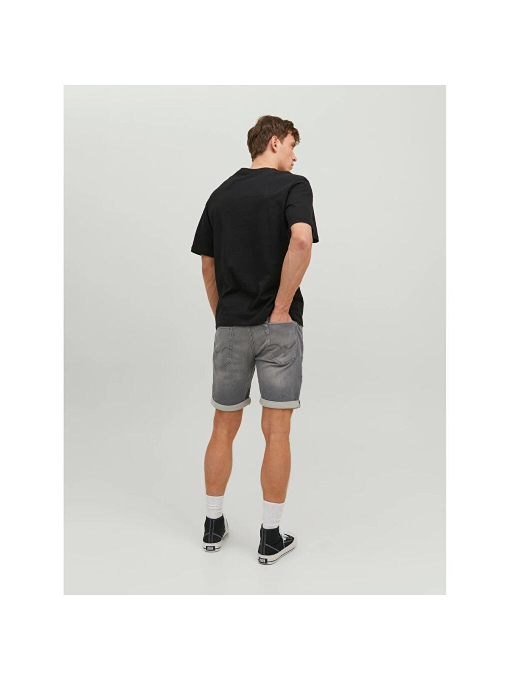 Waves Logo Erkek Siyah Bisiklet Yaka Tişört-4