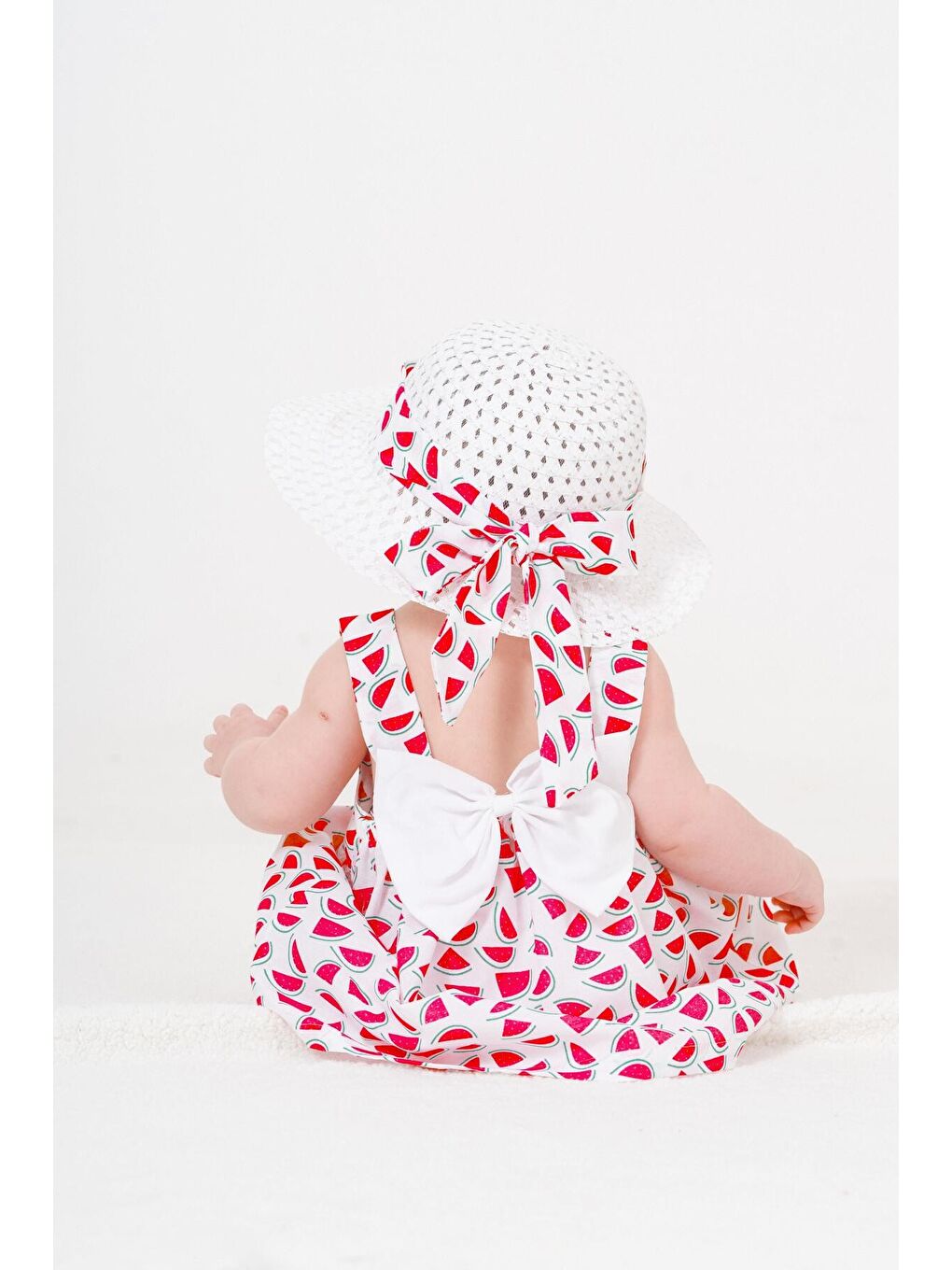 Pembe Tatlı Karpuz Desenli Şapkalı Fiyonklu Kız Bebek Elbisesi-2