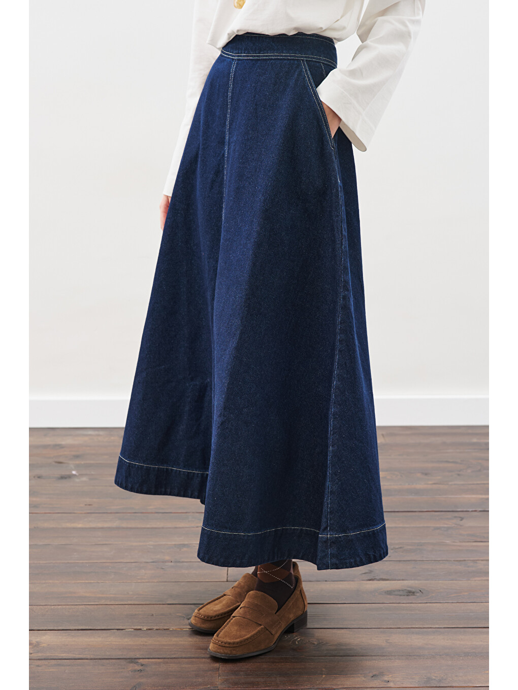 Dikiş Detaylı Geniş Denim Etek İndigo-4