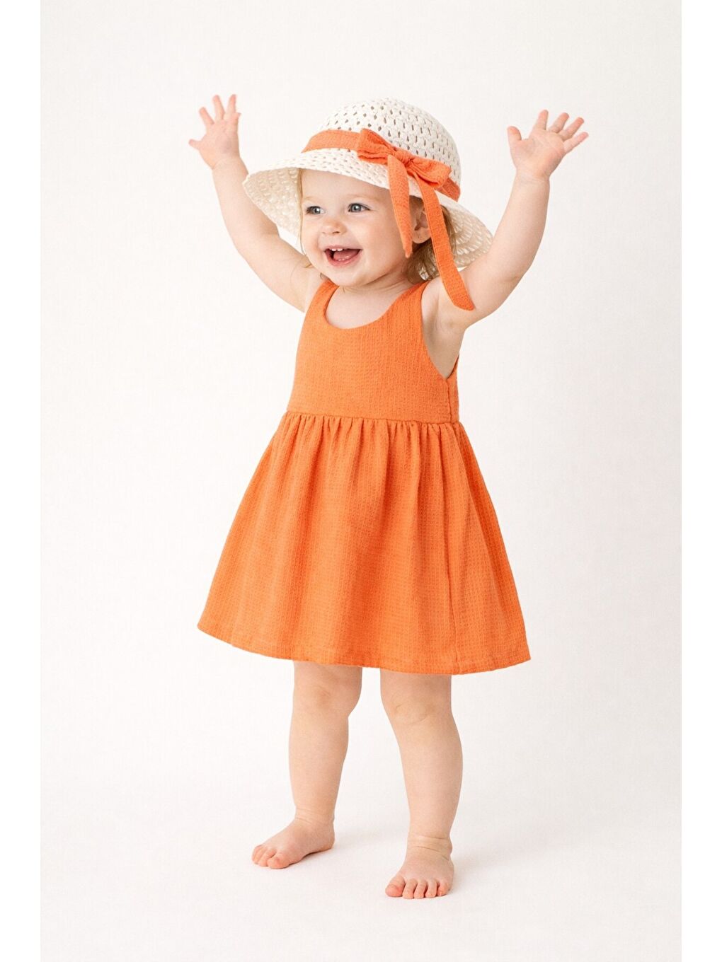 Pembe Tatlı Fitilli Şapkalı Fiyonklu Kız Bebek Elbisesi-1