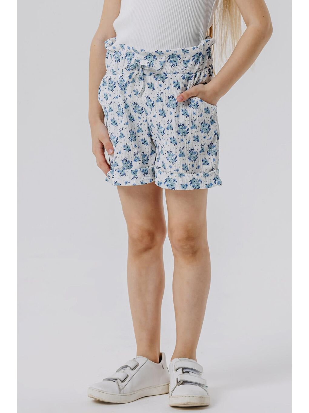 Kız Çocuk Şort Çiçekli Fiyonklu Beli Lastikli Beyaz (8-14 Yaş)-2