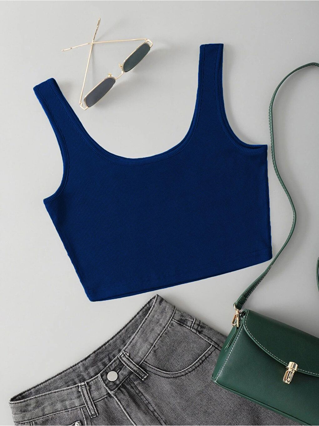 Trendseninle Lacivert Kadın Lacivert Askılı Crop Top Bluz