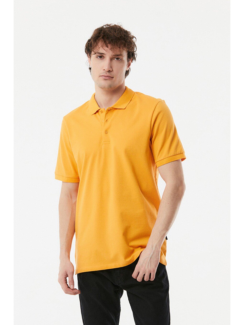 Sarı Polo Yaka Düğmeli Tişört