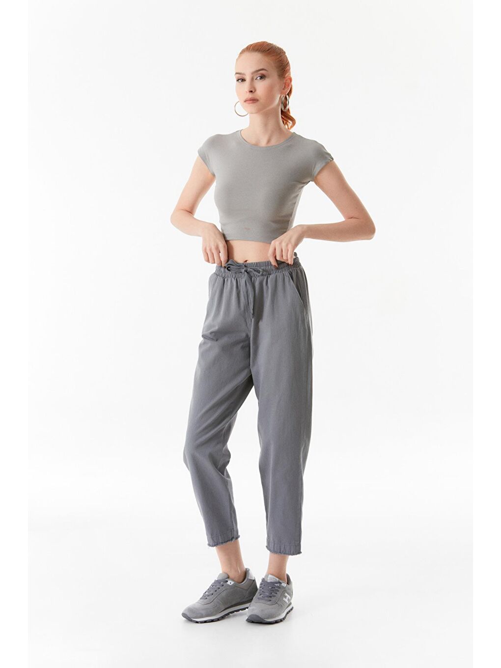 Gri Yüksek Bel Beli Lastikli Pantolon-2