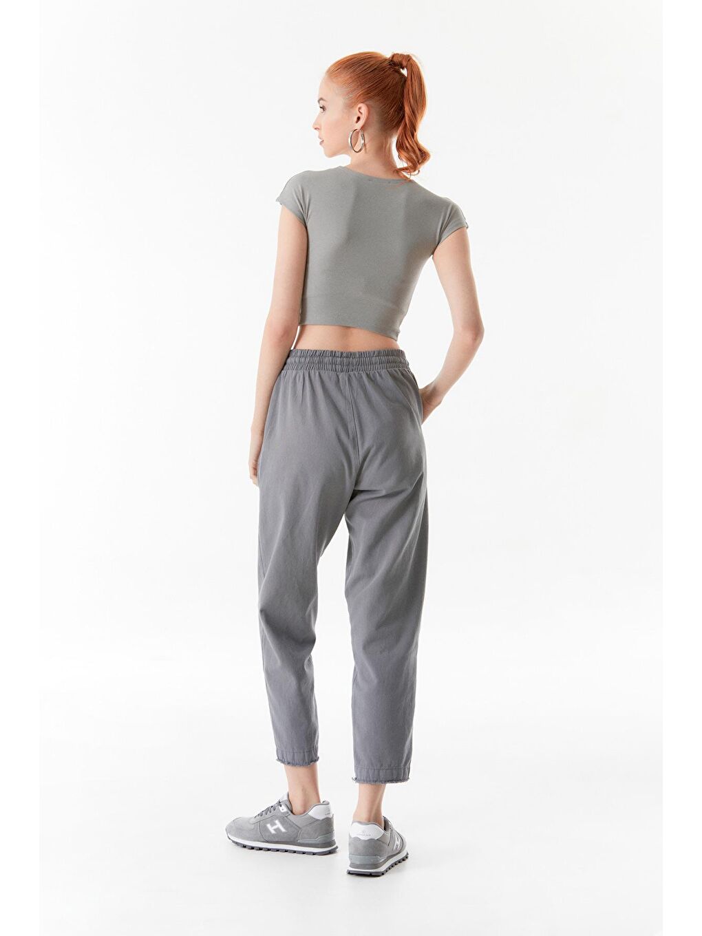 Gri Yüksek Bel Beli Lastikli Pantolon-4