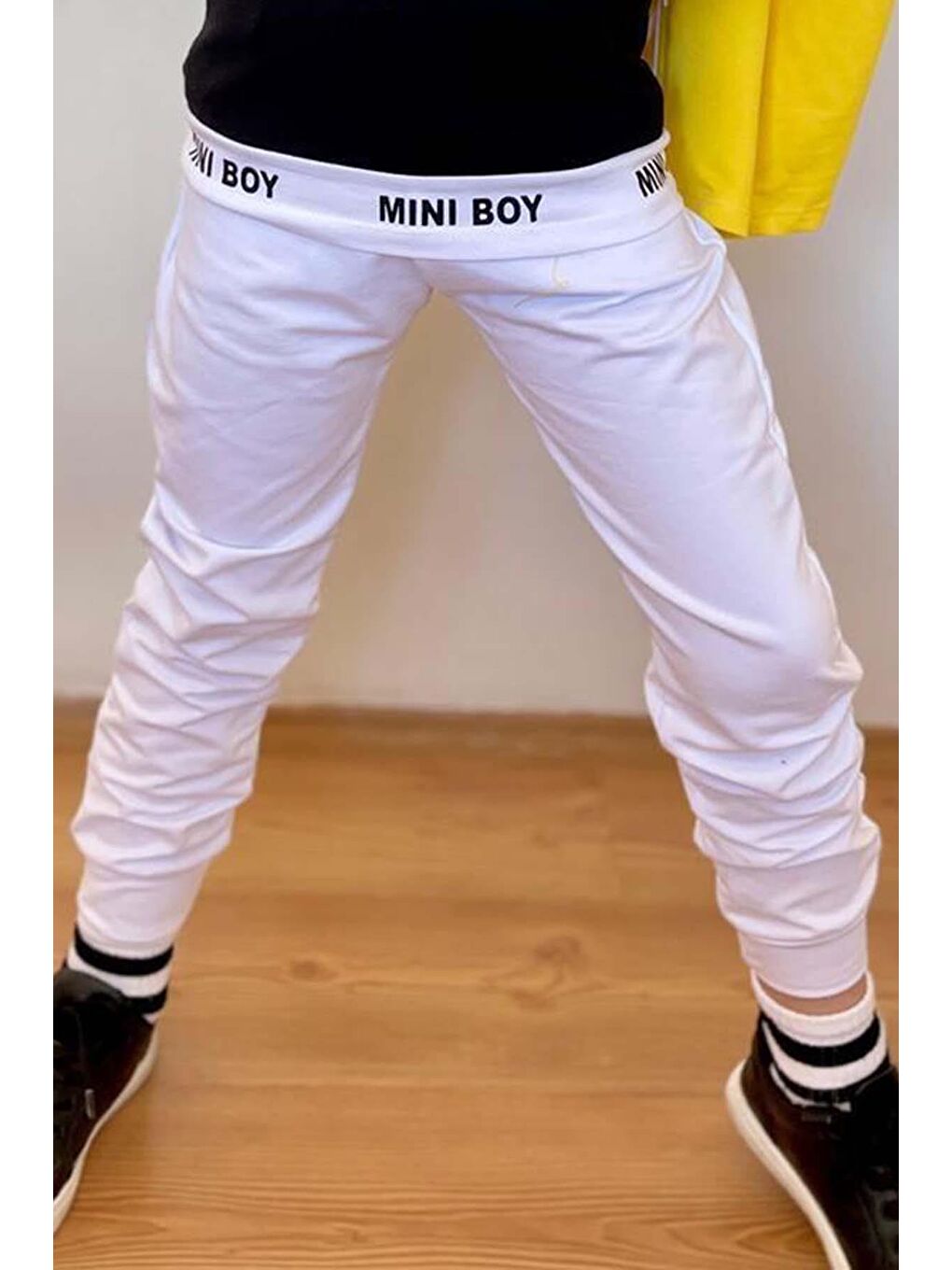 Erkek Çocuk Mini Boy Yazı ve Şerit Detaylı T-shirt Kolsuz Sarı Yelek Eşofman Takım-3