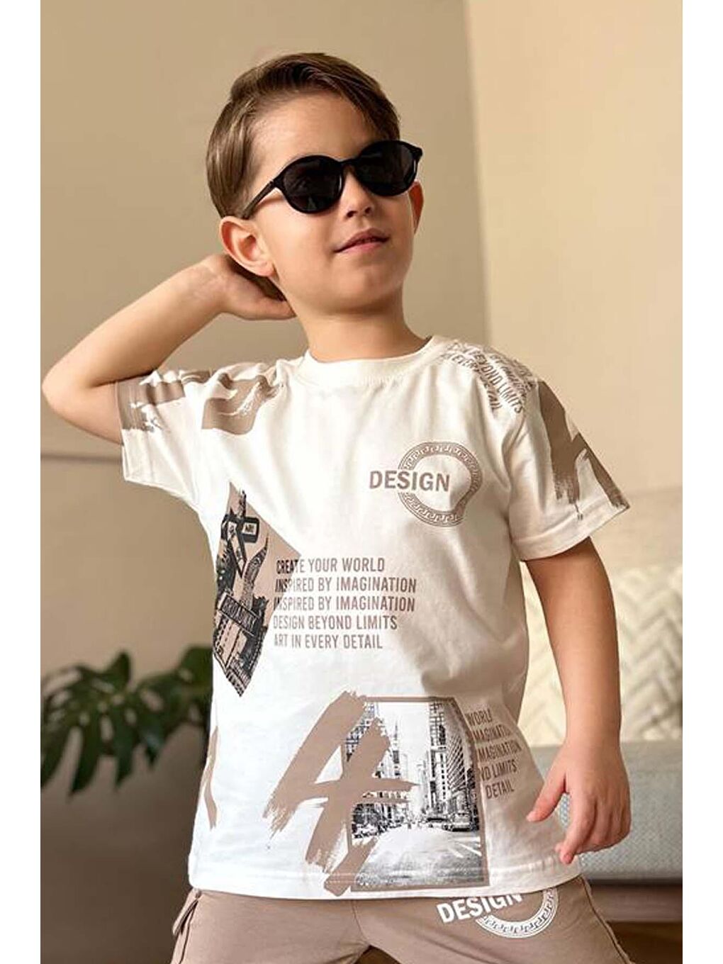 Erkek Çocuk Kargo Cepli ve Design Baskılı Bej Eşofman Takım-2