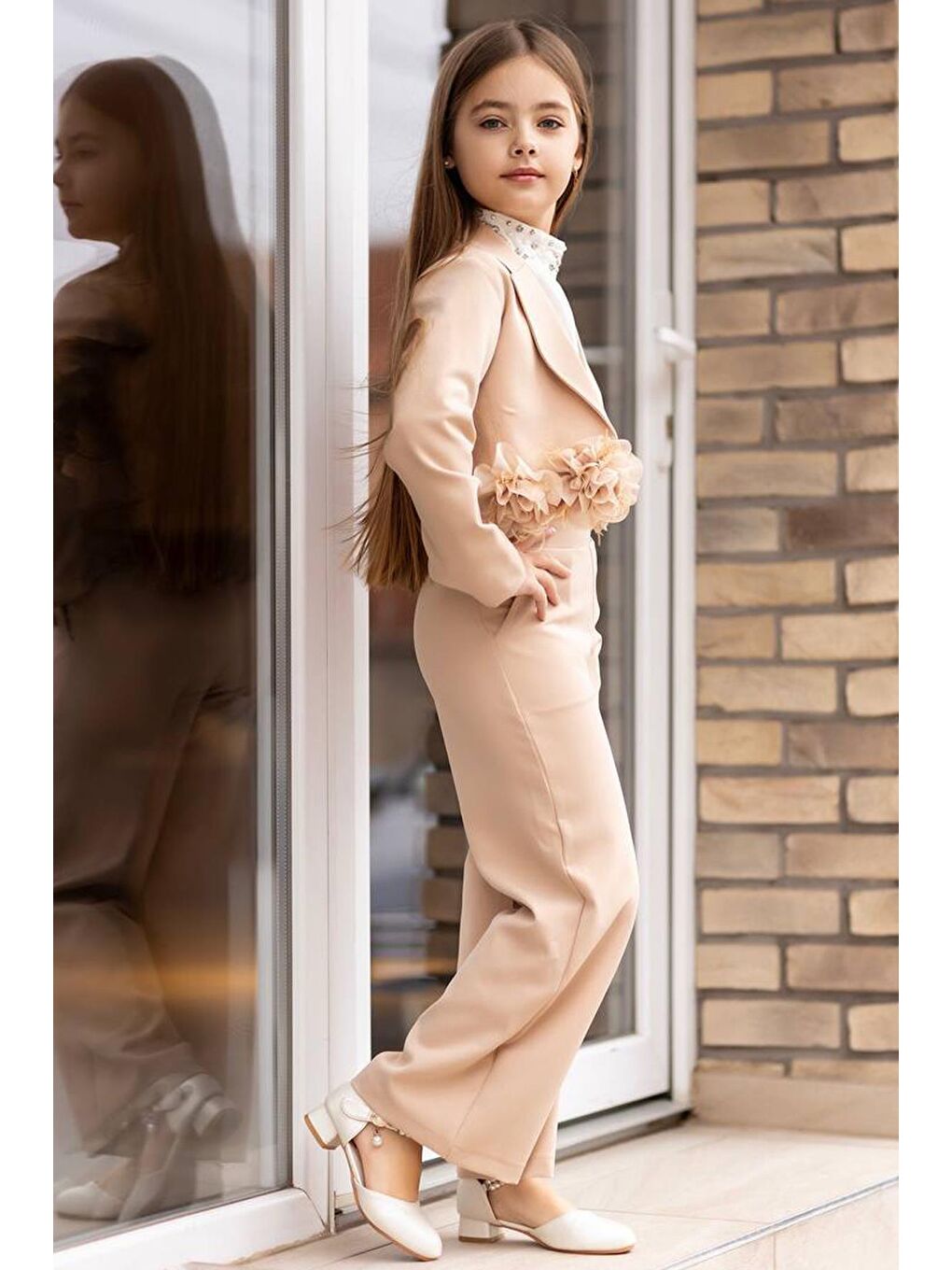 Ekru Kız Çocuk Çiçek Broş Detaylı Blazer Ceket Halter Yaka Taş Detaylı Bluz Krem Alt Üst Takım