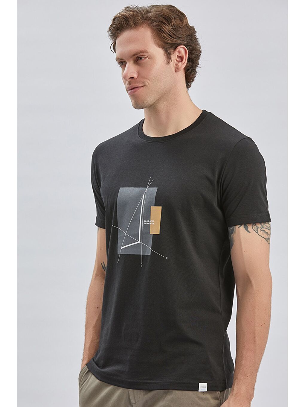 Siyah Baskılı Bez Ayağı Bisiklet Yaka %100 Pamuk Casual Slim Fit Dar Kesim Tişört 1011240167-1