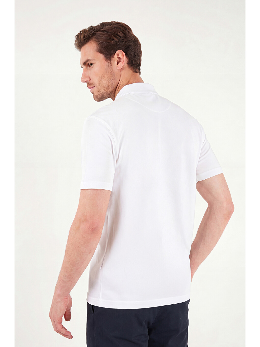 Beyaz Pamuklu Regular Fit Göğüs Cepli Düğmeli Polo T Shirt 4565001-5