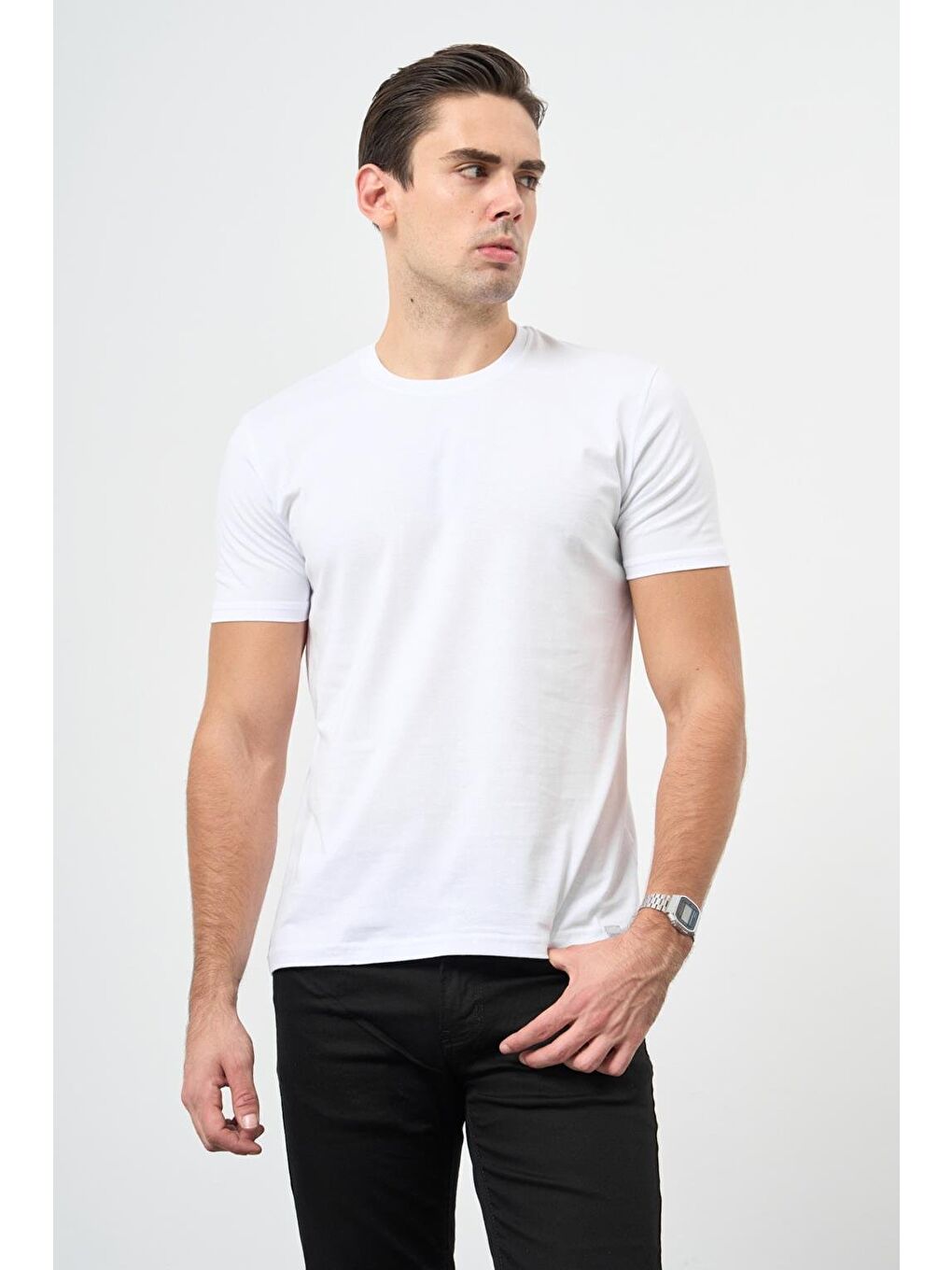 Beyaz Kısa Kol Düz Bez Ayağı Bisiklet Yaka Casual Slim Fit Tişört 1011245193-2