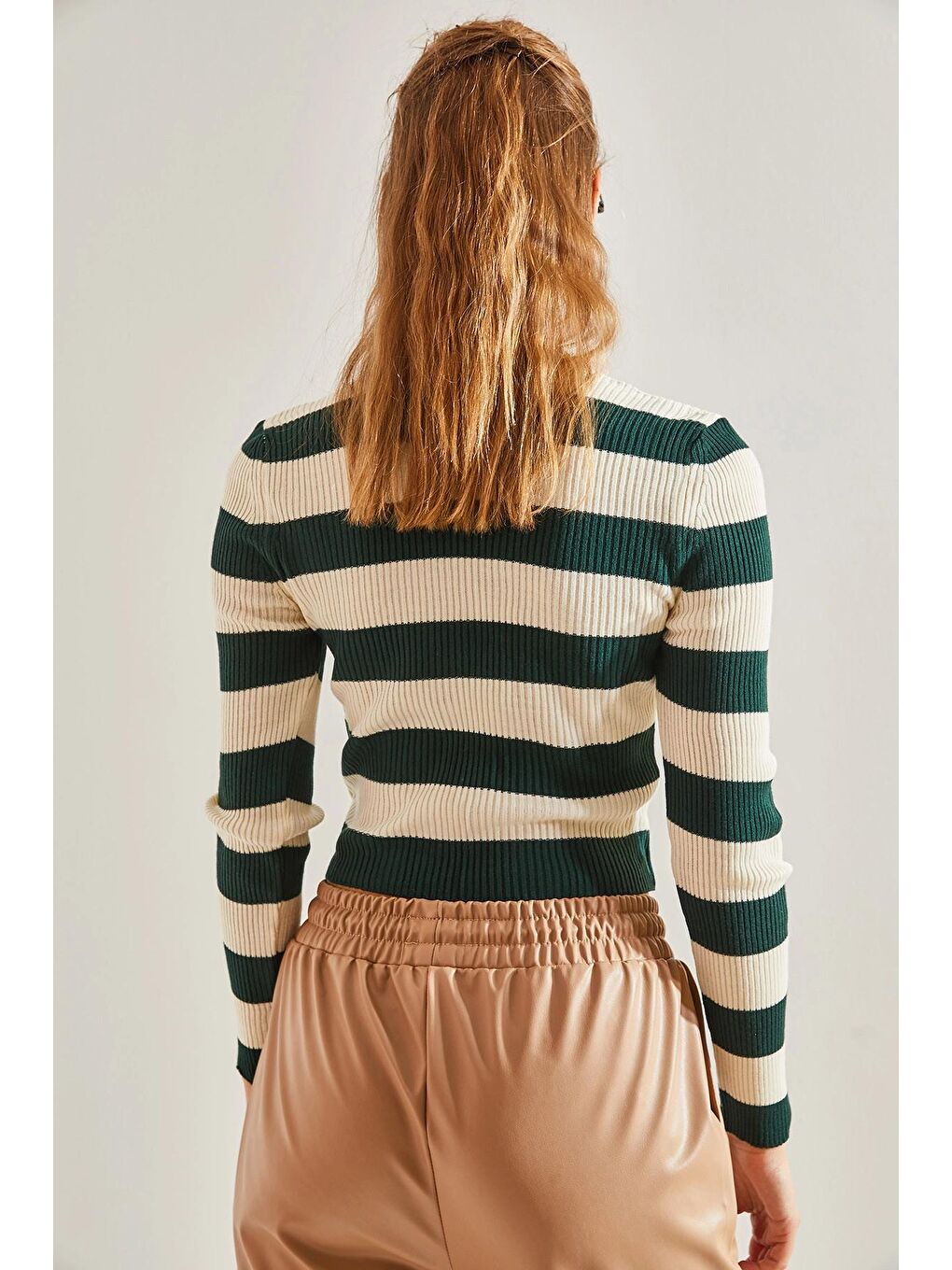 Mor Kadın Çizgili Yarım Balıkçı Yaka Crop Triko Bluz-2