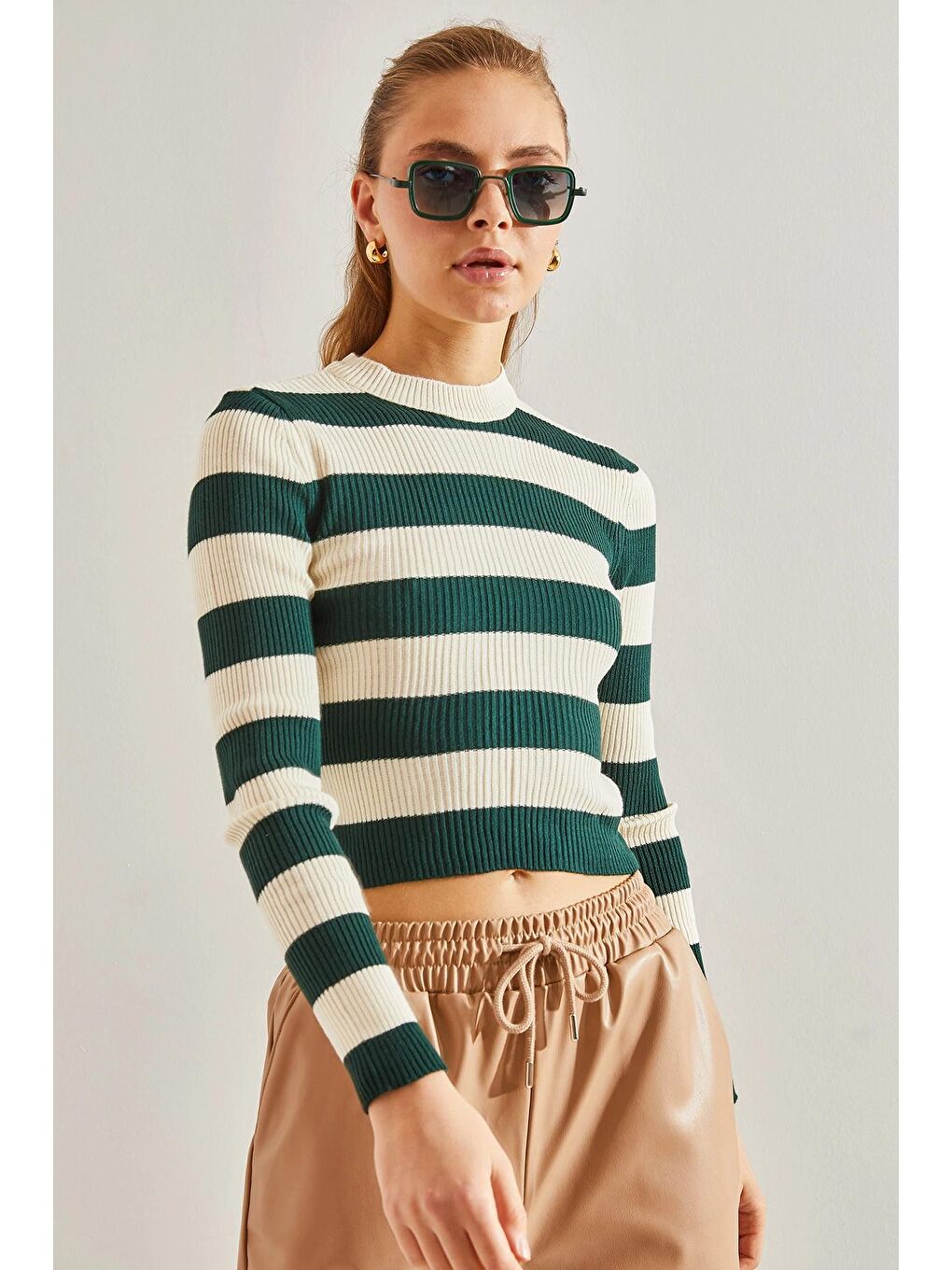 Mor Kadın Çizgili Yarım Balıkçı Yaka Crop Triko Bluz-4