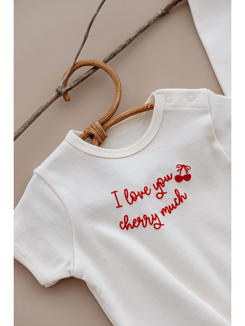Beyaz Kiraz Desenli T-shirt-1