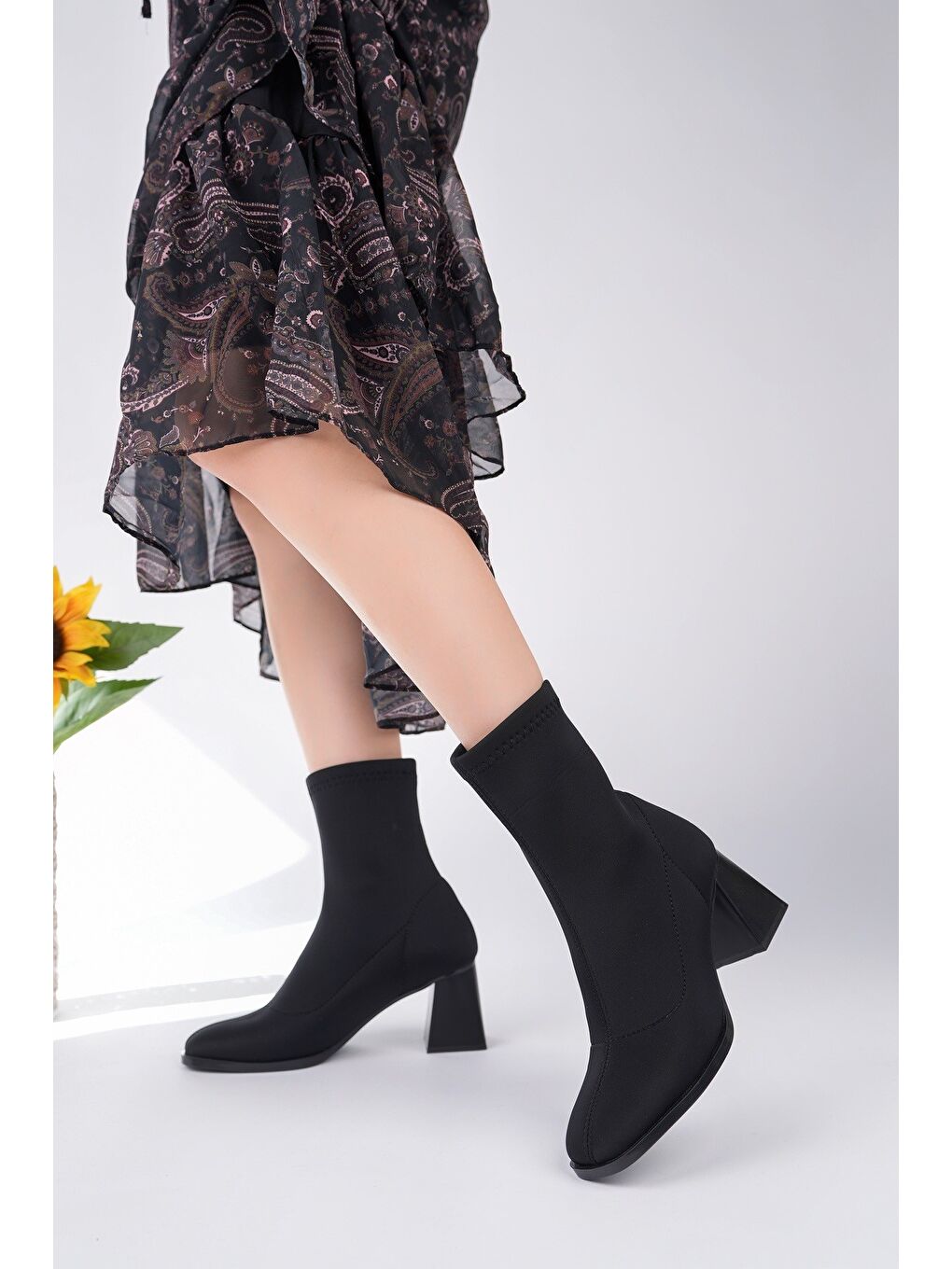 Siyah CRYON Küt Burun Kalın Topuklu Kadın Streç Bot-5