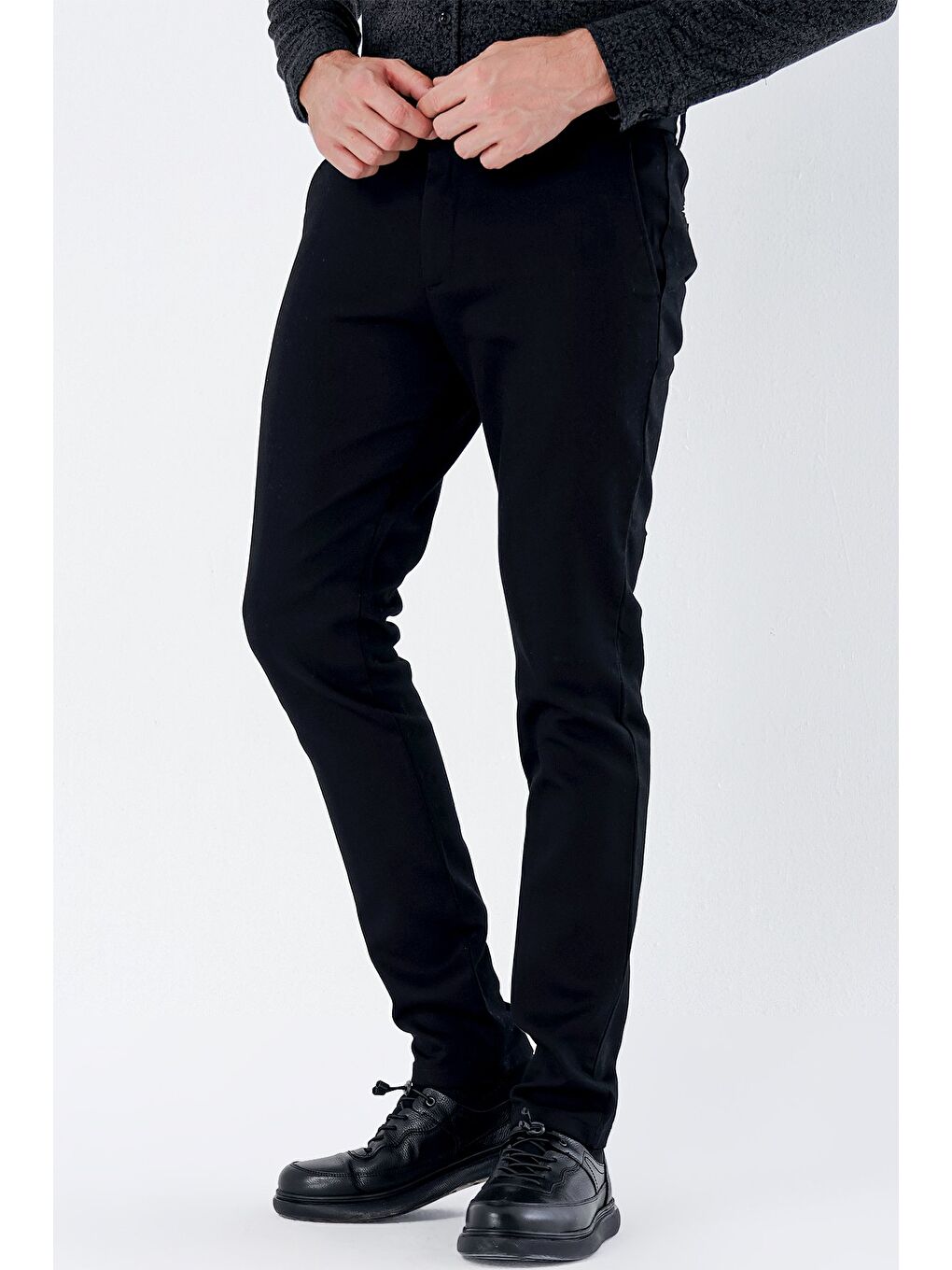 Siyah Pamuklu Yandan Cepli Casual Slim Fit Chino Pantolon 1003235120-1