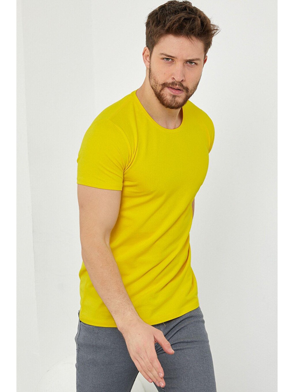Erkek Sarı Düz Slim Fit Elastanlı Tişört