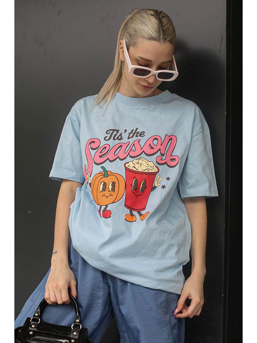 Buz Mavisi Baskılı Bisiklet Yaka Kadın Tişört Mg1776-2