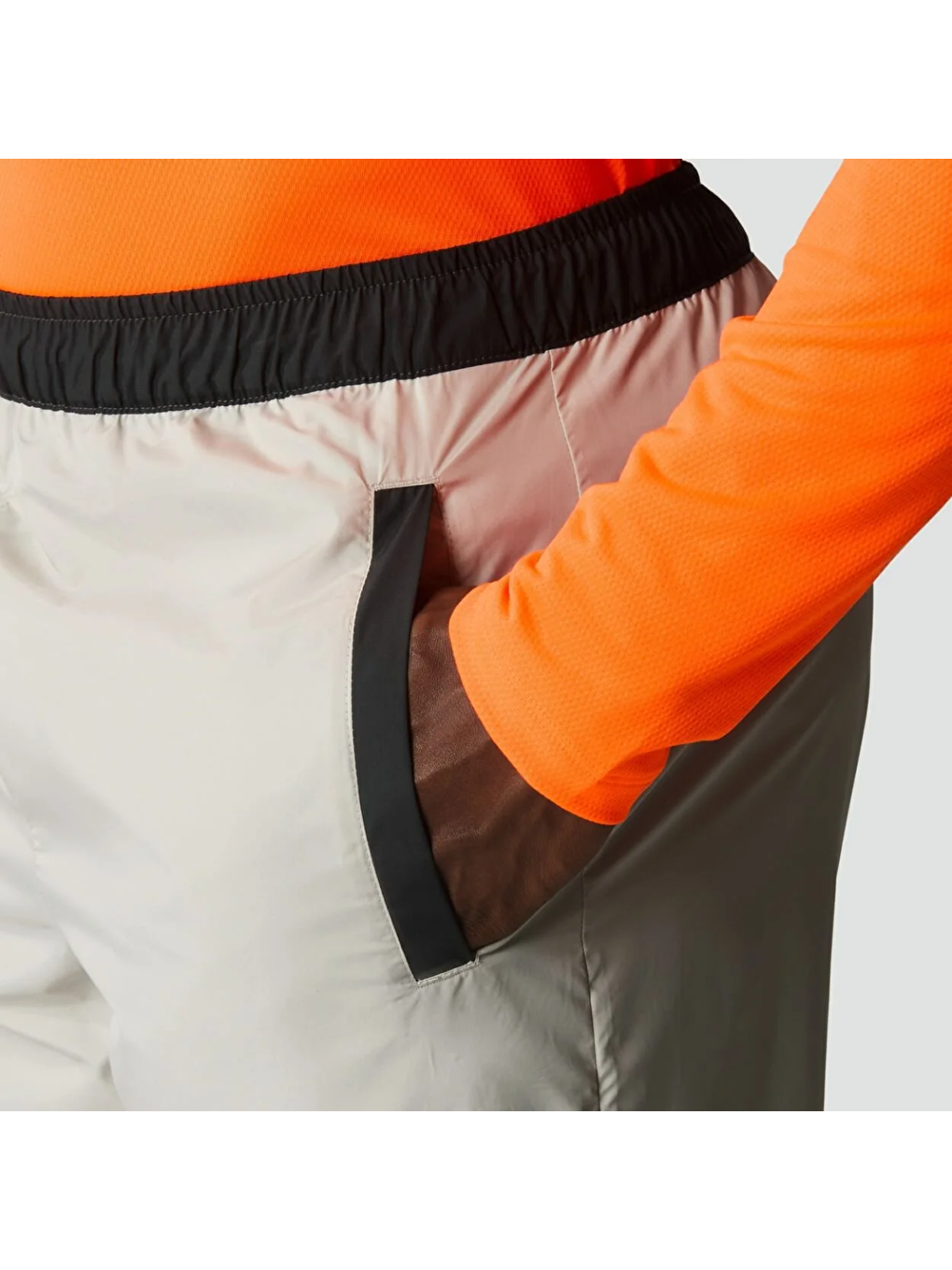 Gri Mountain Athletics Wind Erkek Eşofman Altı-4