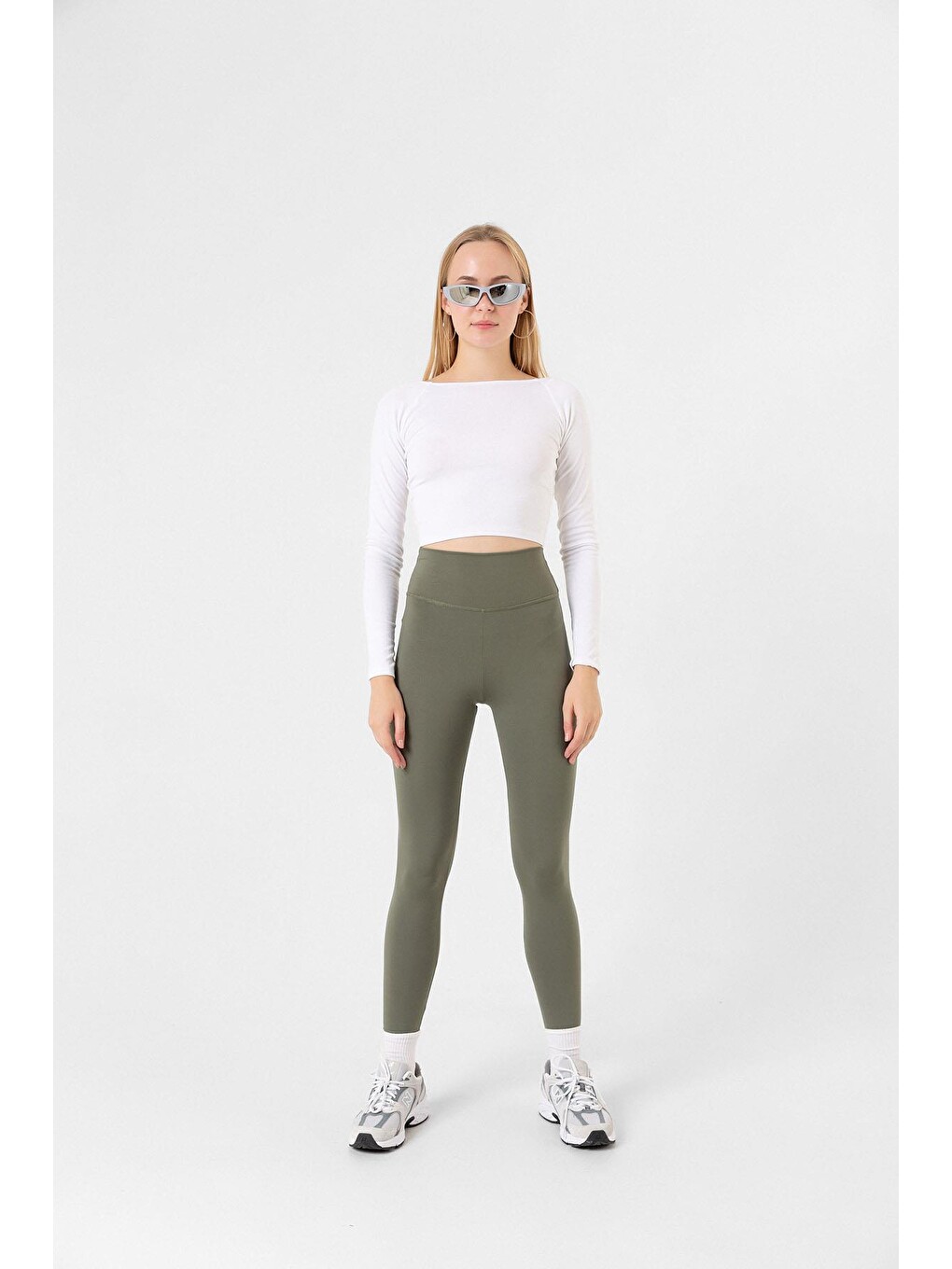 Yeşil Karyoka Dikiş Detaylı Toparlayıcı Sportif Detaylı Ekstra Esnek Kadın Tayt @Amazon