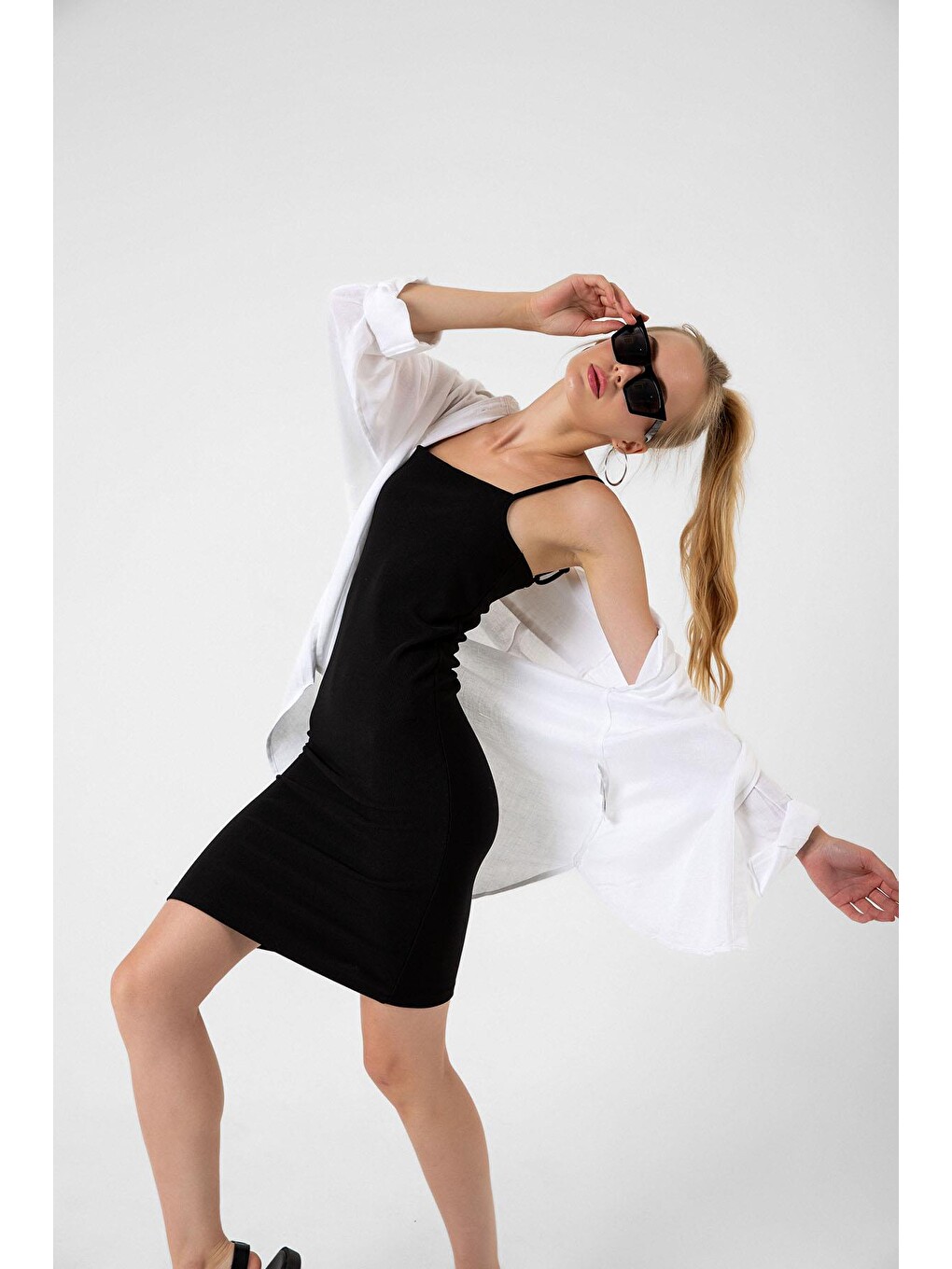 Siyah Ayarlanabilir ince askılı bodycon fitilli mini kadın elbise-5