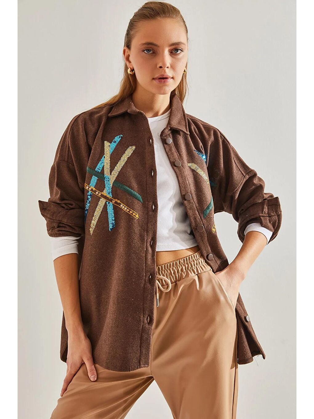 Kahverengi Kadın Pul Palet Işlemeli Kaşe Gömlek