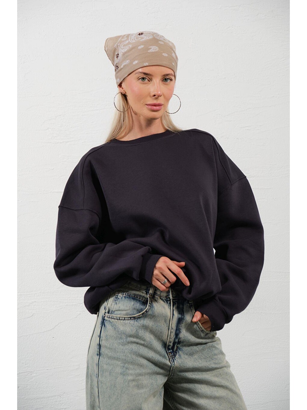 Antrasit 3 iplik şardonlu oversize düşük omuz pamuklu kadın sweatshirt-6