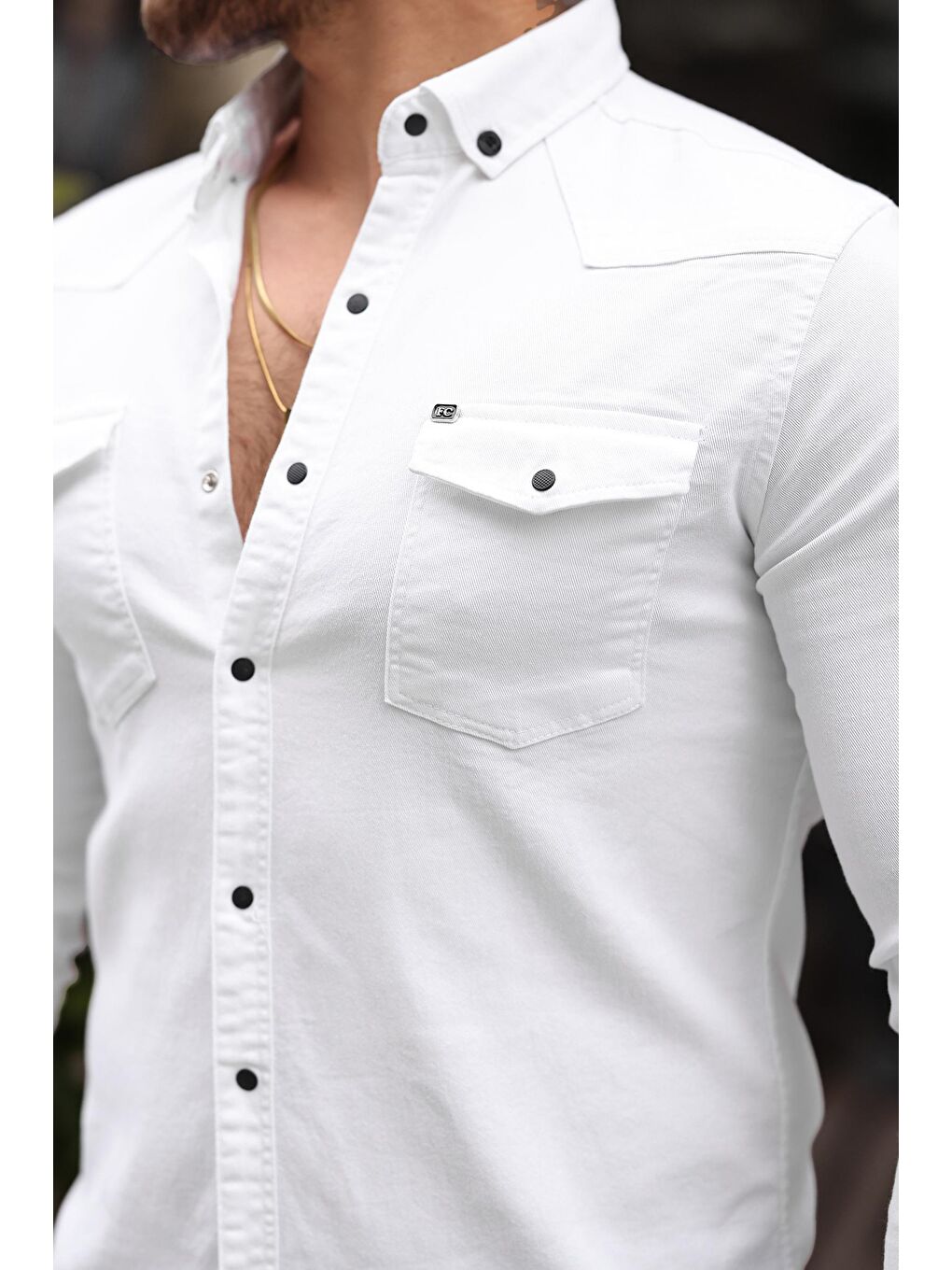 Beyaz Slim Fit Çıtçıtlı Çift Cep Jean Gömlek-1