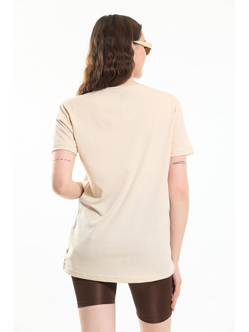 Bej Oversize Fit Pamuklu Kısa Kollu Basic Uniseks Kadın Erkek Tişört-4
