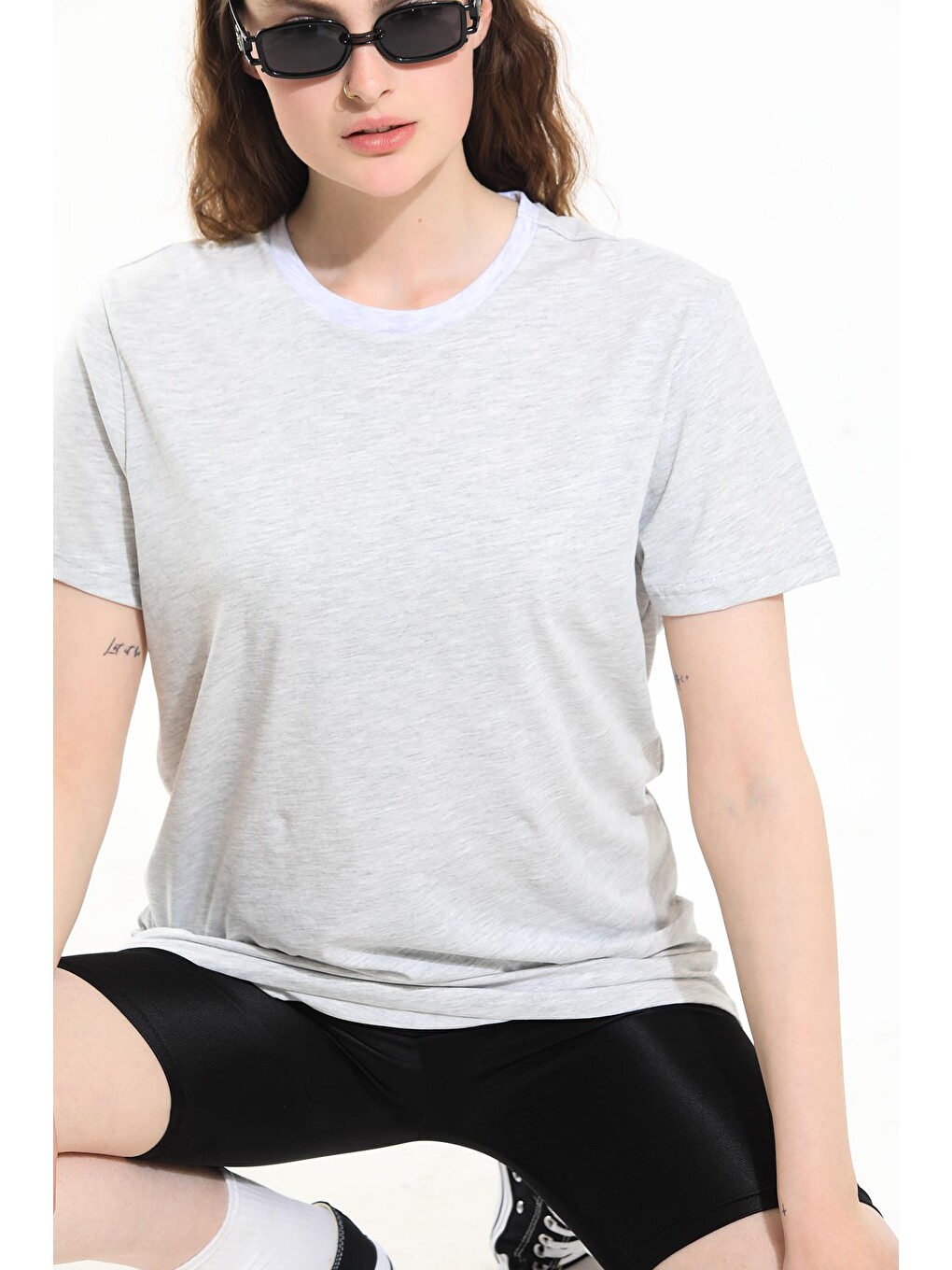 Beyaz Oversize Fit Pamuklu Kısa Kollu Basic Uniseks Kadın Erkek Tişört-2