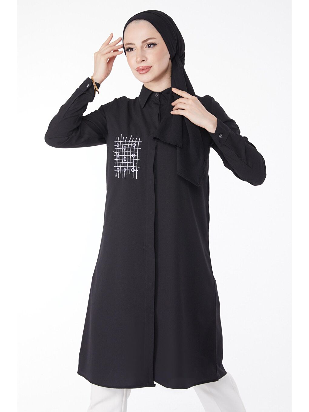 Gömlek Yaka Kadın Siyah Cep Nakış Detaylı Tunik - 13123-2