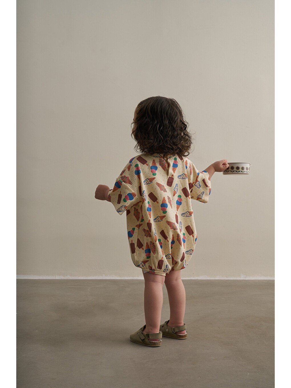 Ekru Krem Comfy Cubs Serisi Oversize Tulum-3