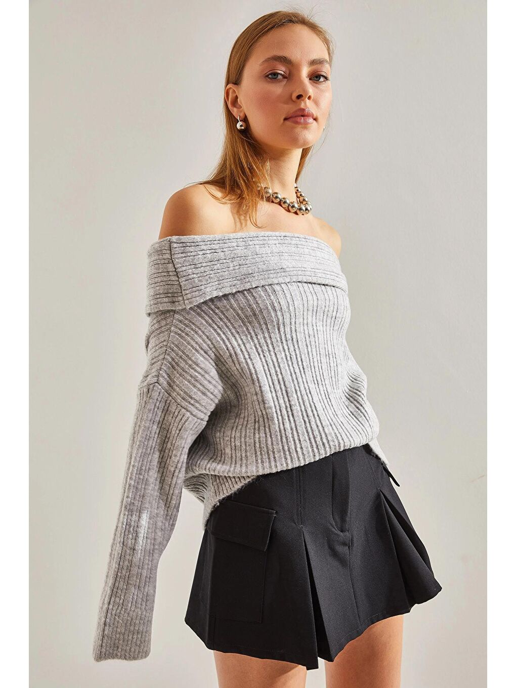 Gri Kadın Degaje Yaka Kazak-4