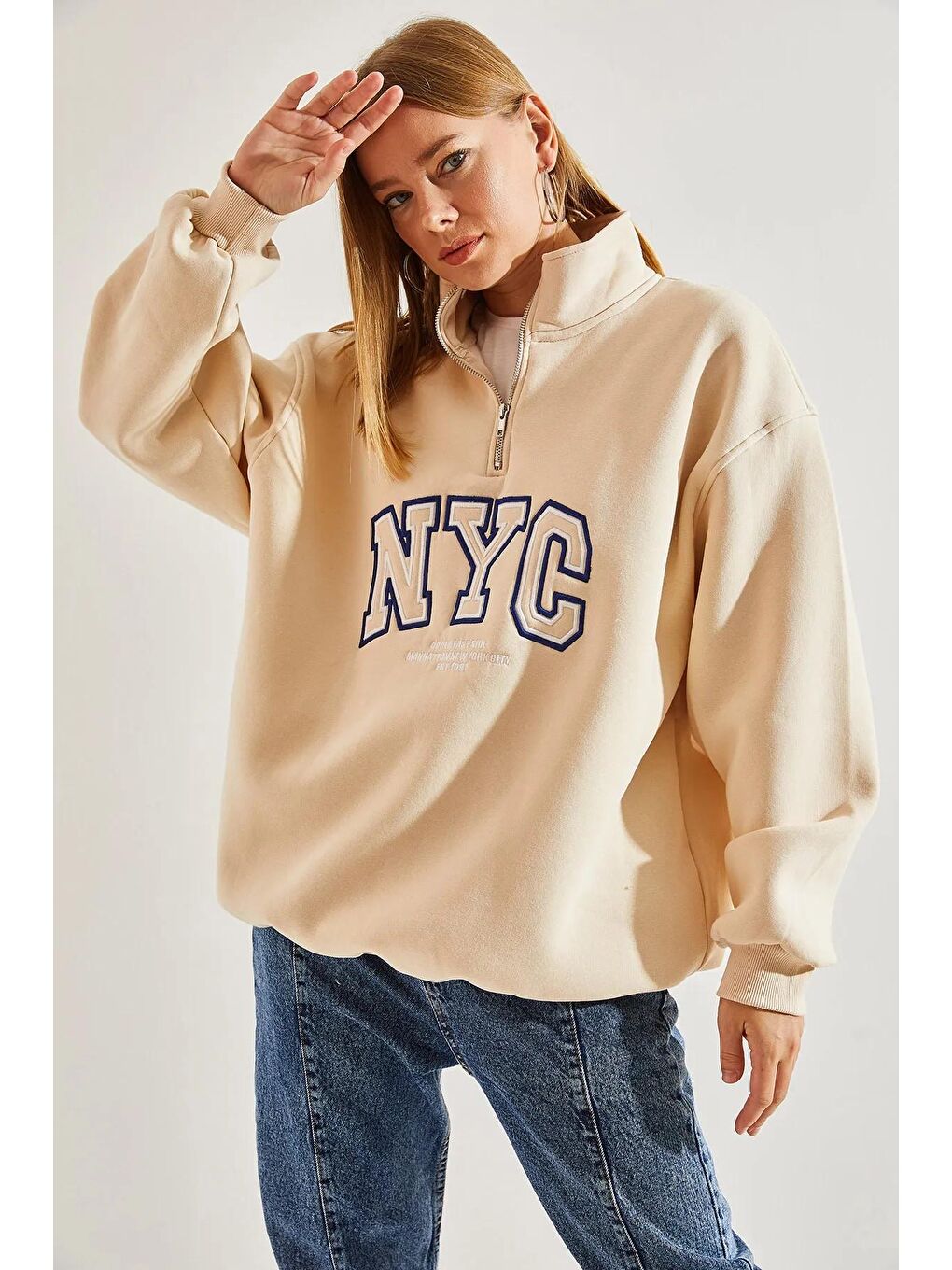 SHADE Krem Kadın NYC Baskılı Yakası Fermuarlı Üç İplik Şardonlu Sweatshirt - 4