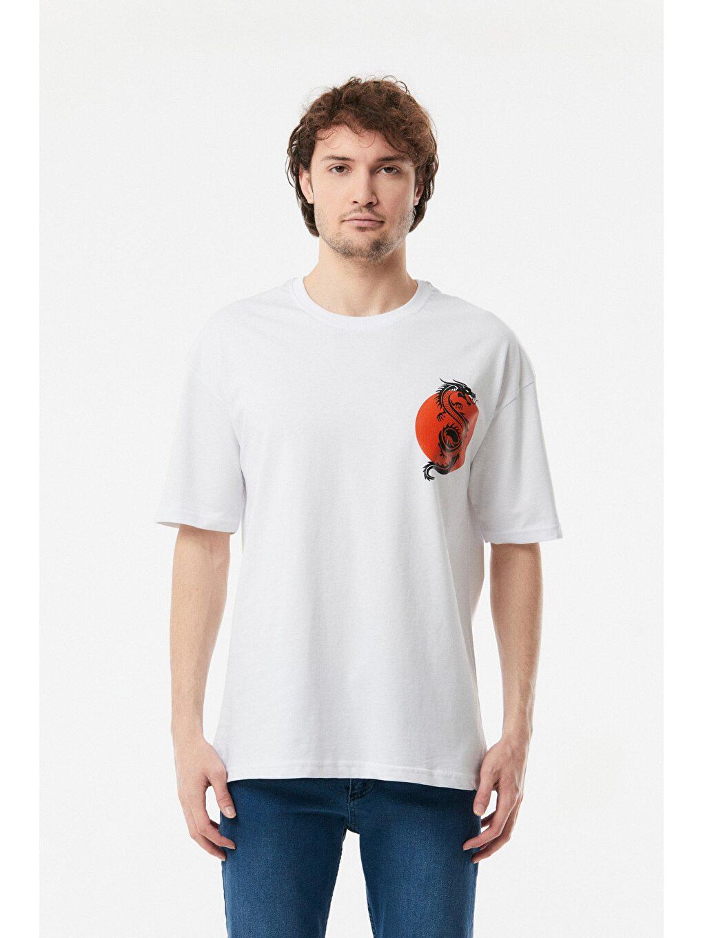 Beyaz Baskılı Bisiklet Yaka Oversize Tişört-4