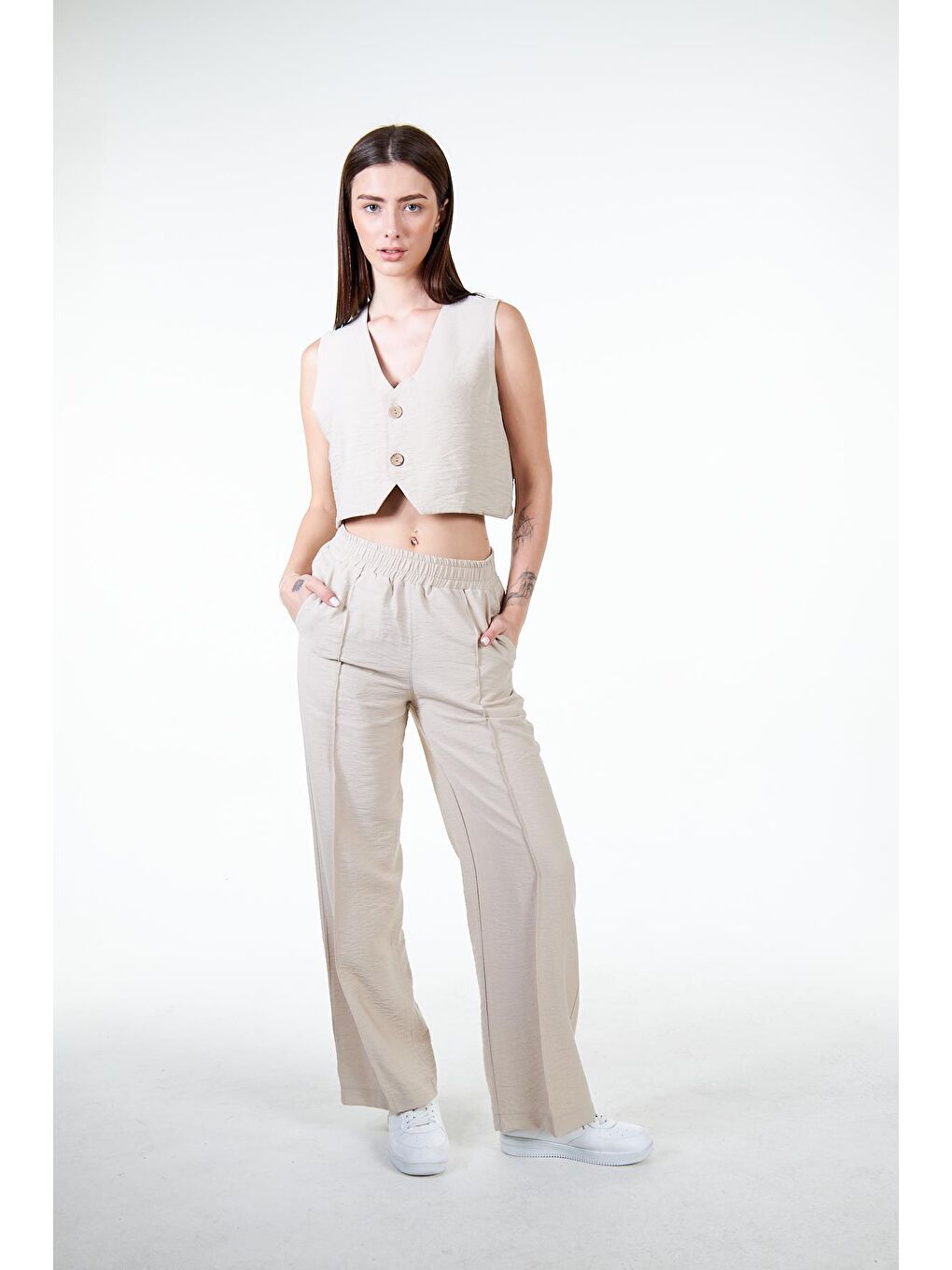 Bej Kadın Keten Görünümlü Nervür Detaylı Bol Kalıp Wide Leg Pantolon - Nomte-6