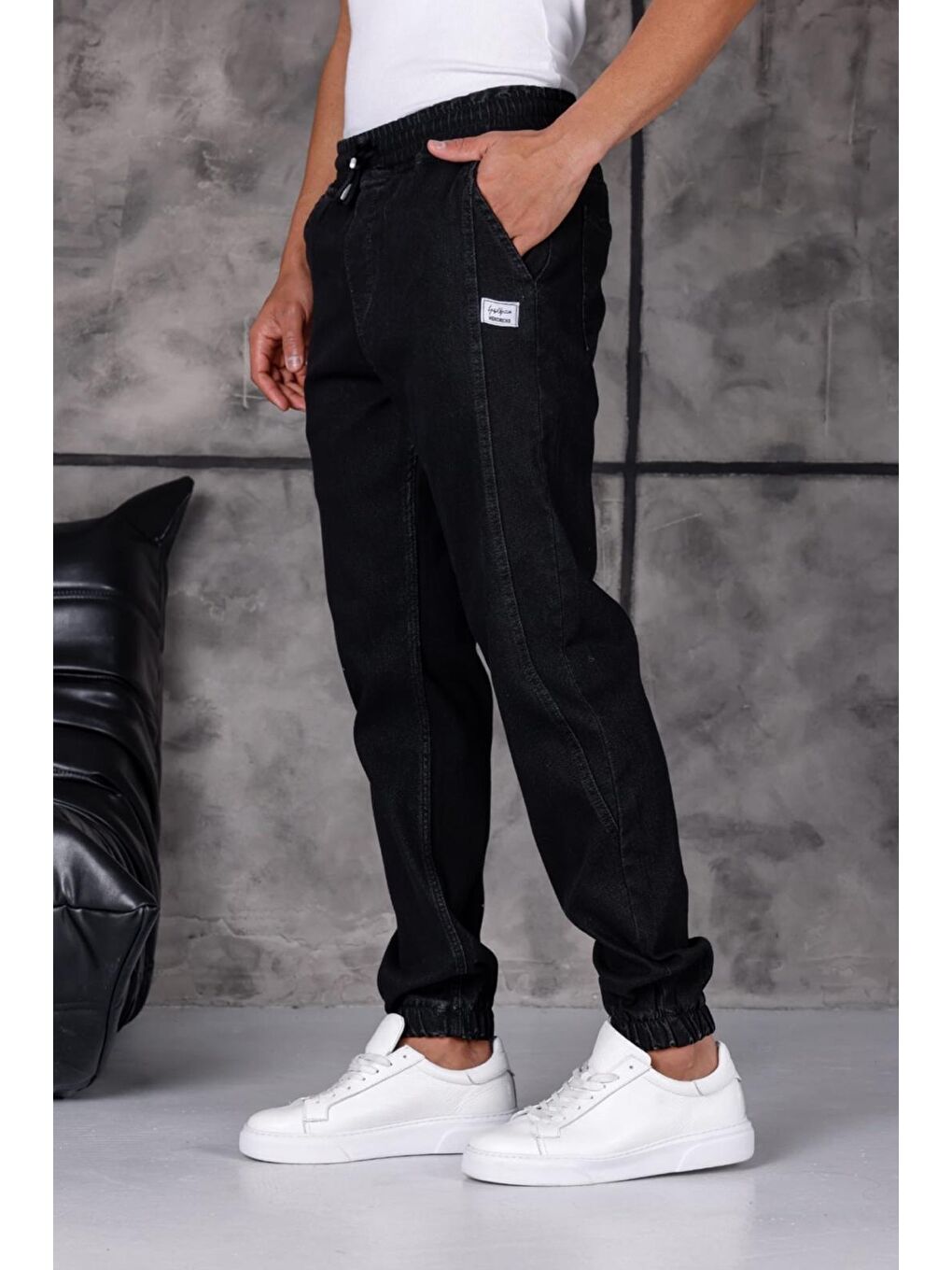 Siyah Hend 8186 Slim Fit Elastanlı Beli ve Paçası Lastikli İpli Jogger Kesim Erkek Jean Pantolon-1