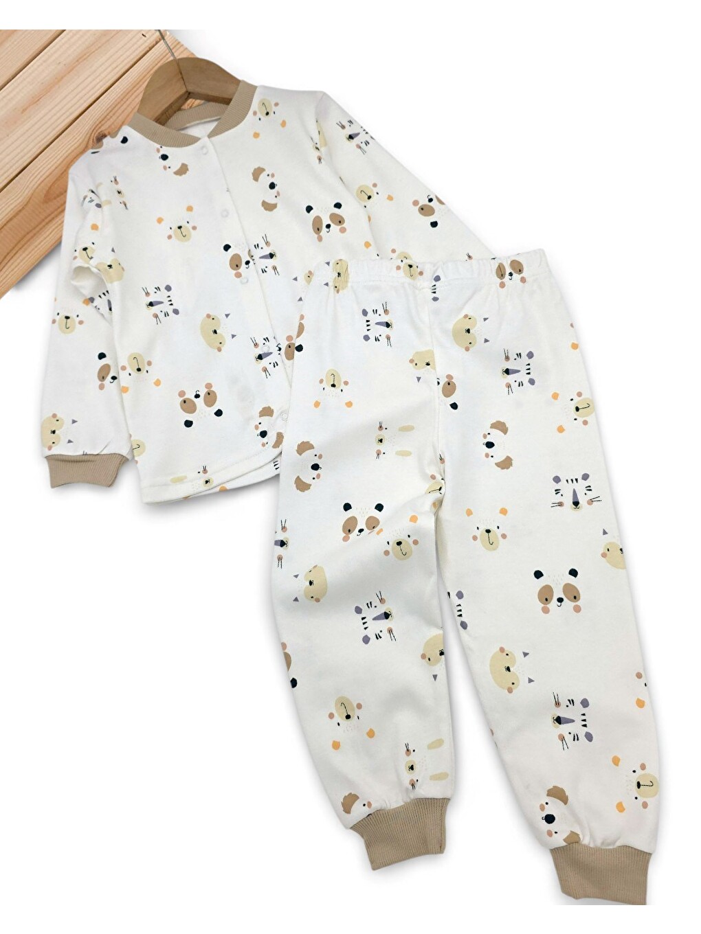 Ekru Erkek Çocuk Baskılı Çıtçıtlı Mevsimlik Gecelik Pijama Takımı L Alt Üst 2'li Takım-1