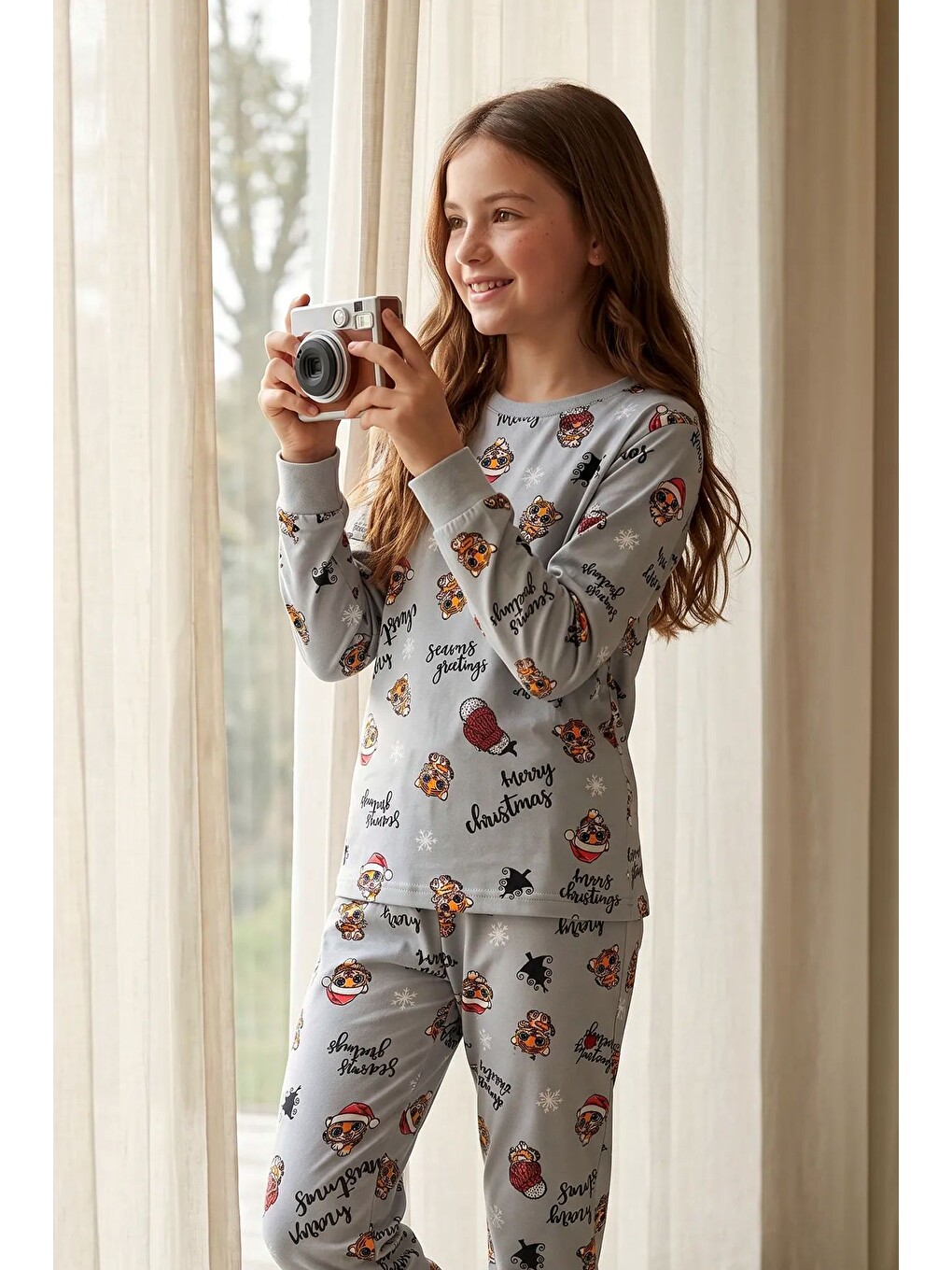 Gri Kız Çocuk Yılbaşı Temalı Tiger Desenli Uzun Kollu Pijama Takımı-2