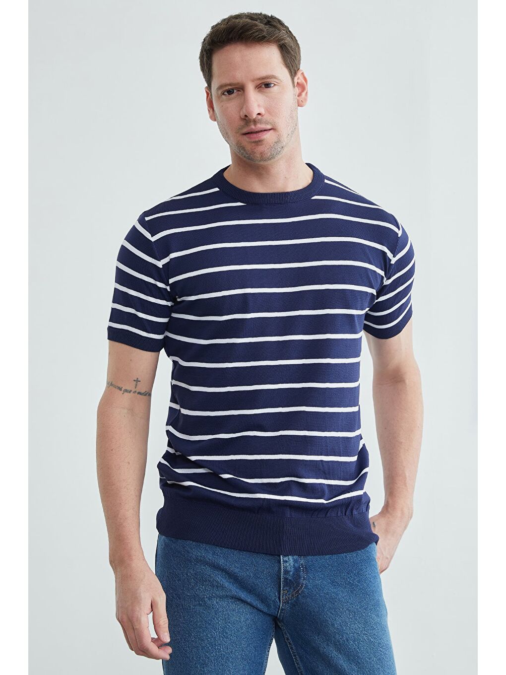 Lacivert Çizgili Bisiklet Yaka Triko Tişört