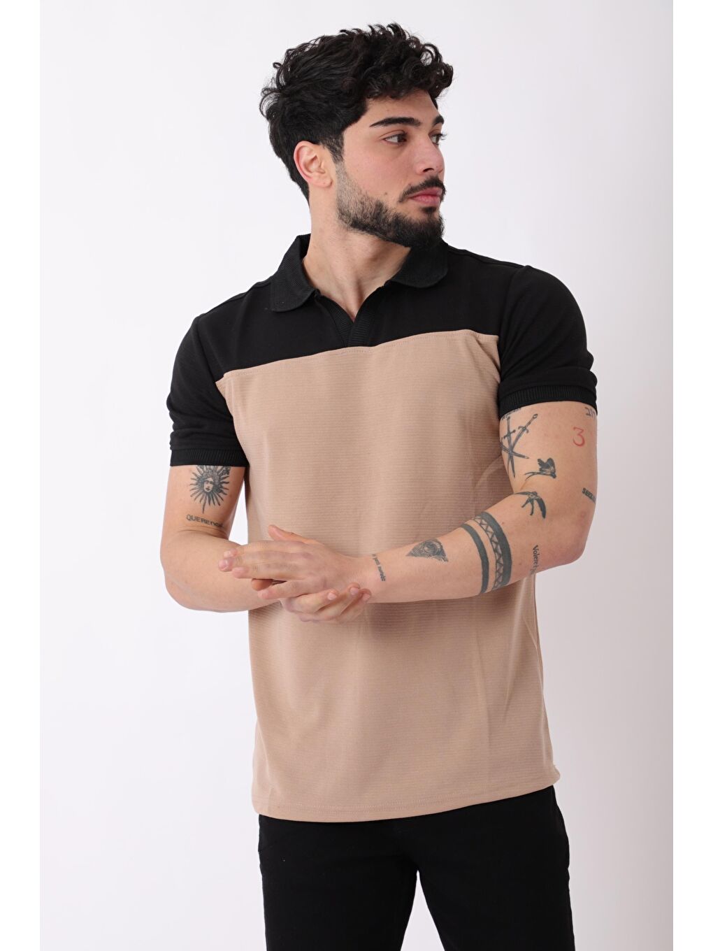 Siyah Parçalı Apaç Yaka Penye Tişört JS C-006_30426-2