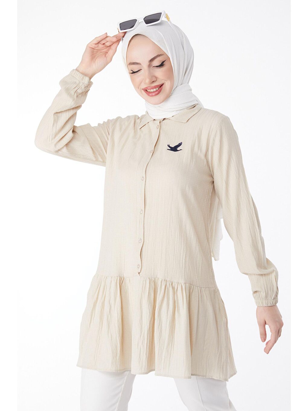 Gömlek Yaka Kadın Bej Kuş Nakış Detaylı Tunik - 24974-1
