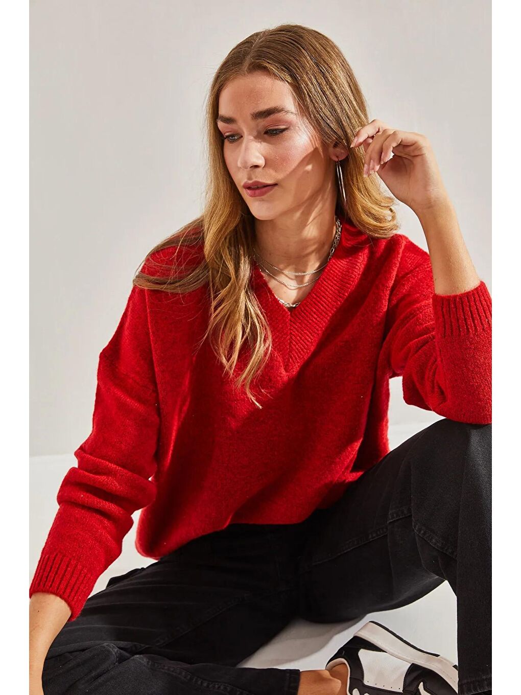 Kırmızı Kadın V Yaka Triko Kazak-1