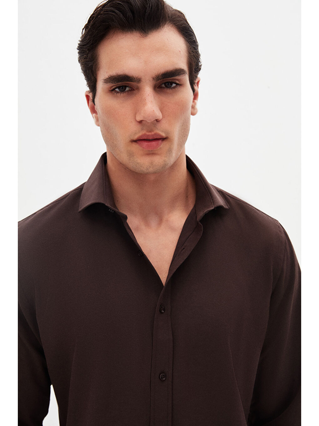 Kahverengi Slim Fit Acı Kahve Klasik Kravatlık Uzun Kol Kolay Ütülenebilir Gömlek-1