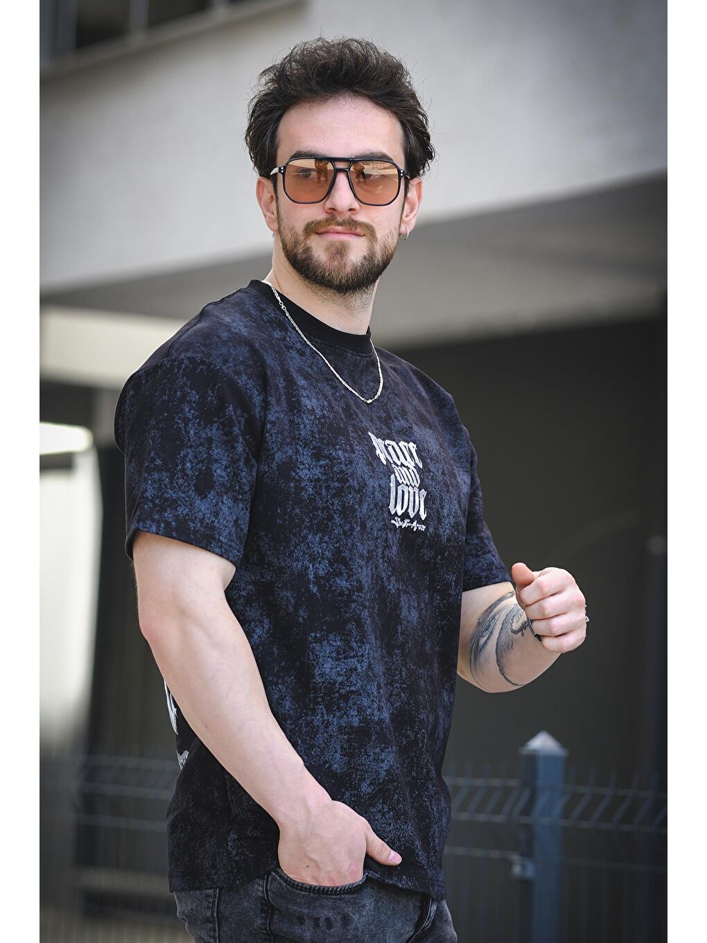 Siyah Peace And Love Yıkamalı Sırt ve Ön Baskılı Pamuklu Comfort Erkek Tshirt-2