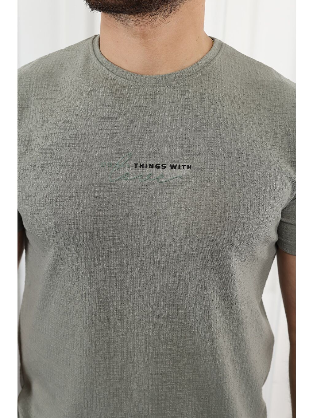 Yeşil Kendinden Desenli Baskılı Tişört-1